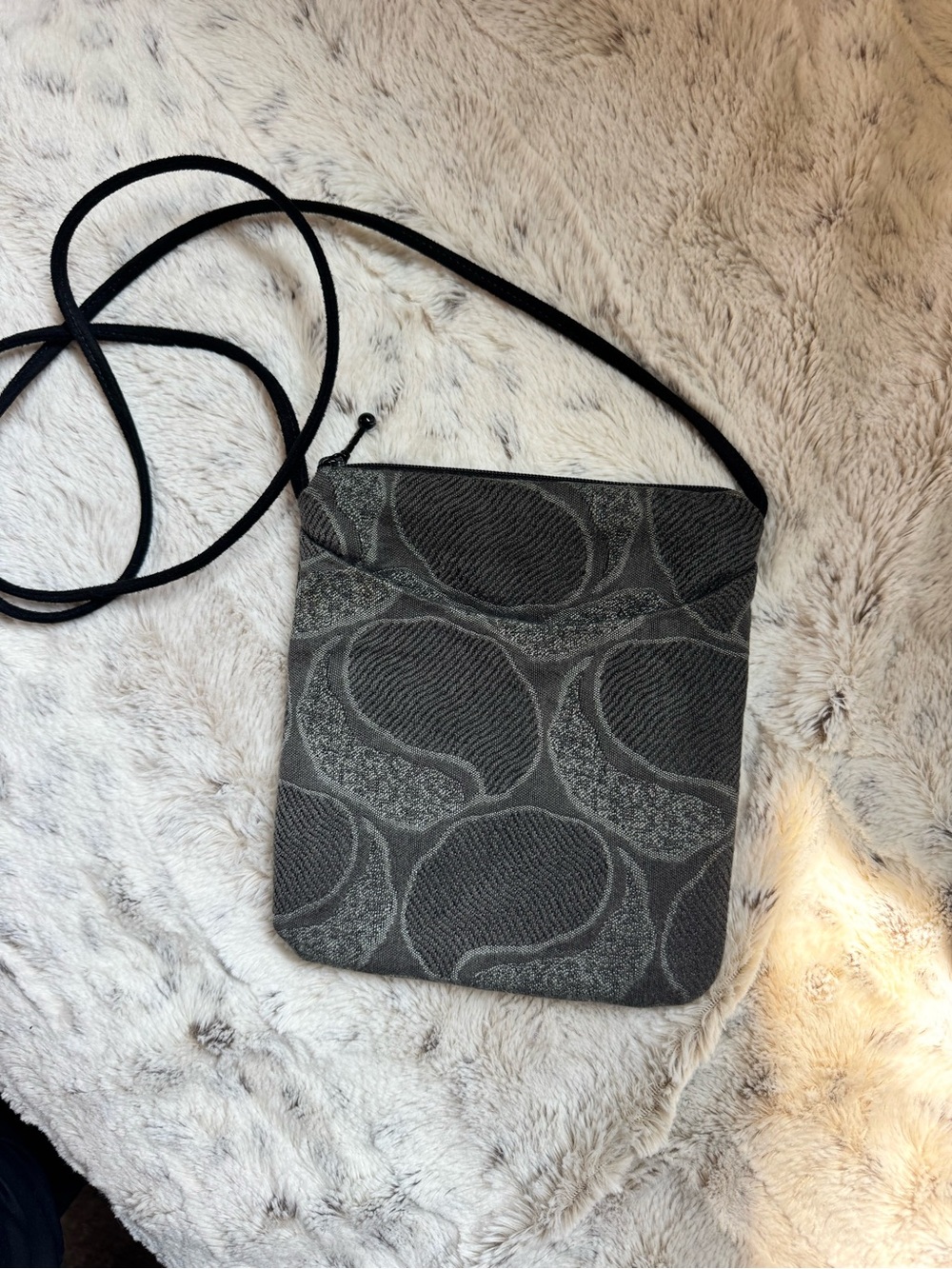 Maruca Cupcake Crossbody